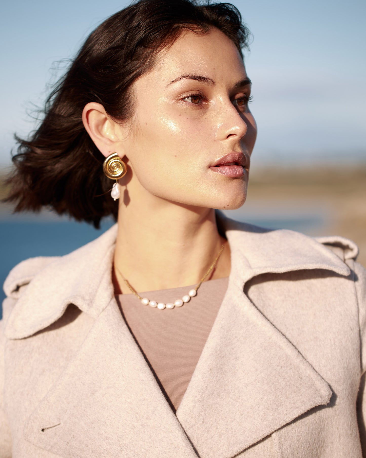 Nacre Earring