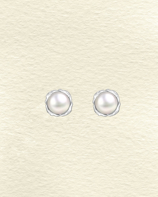 Nacre Earring
