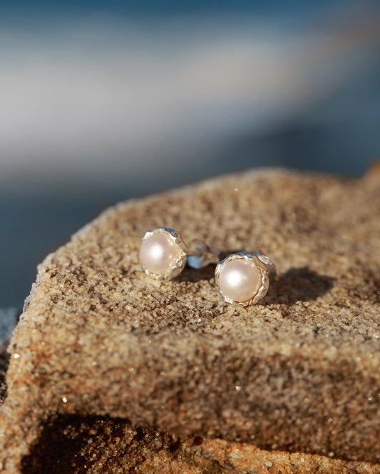 Nacre Earring
