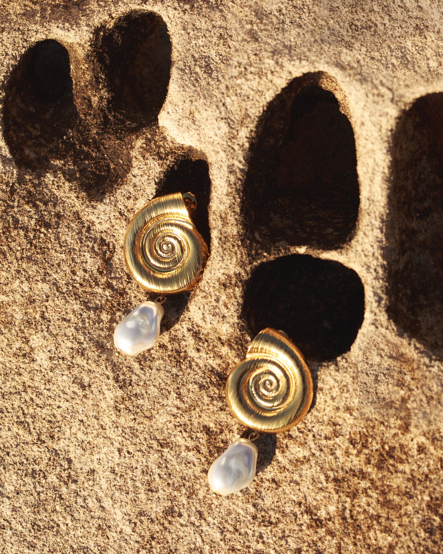 Nacar Earrings