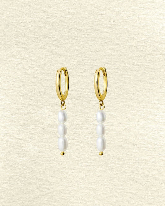 Isla Huggies Gold Earring