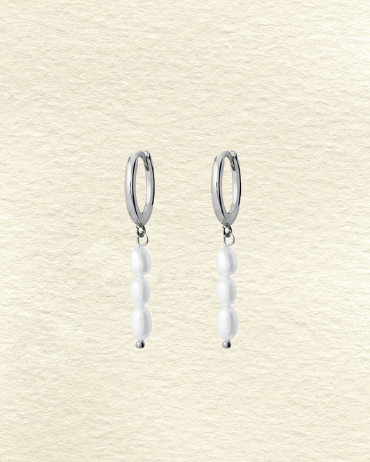 Isla Huggies Silver Earring